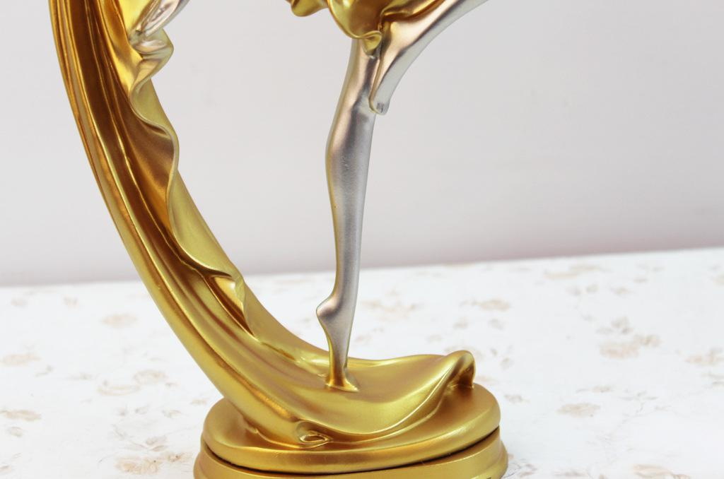 Dancing Girl Resin Crafts Ornament - Home Decorations