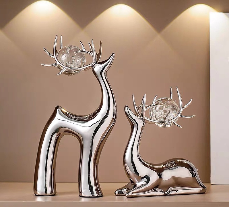 Deer Crystal Ball Ornament - Home Decoration