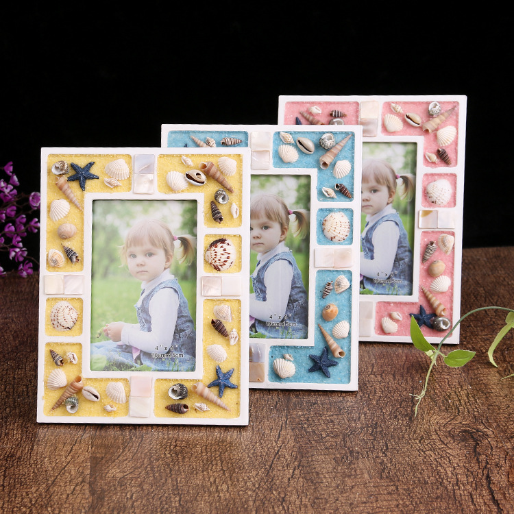Creative wooden shell children's photo frame