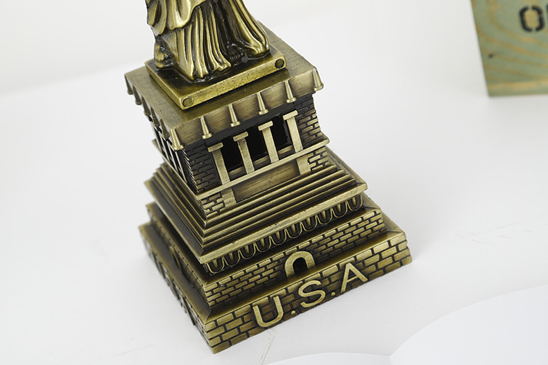 Free Muses like travel crafts ornaments
