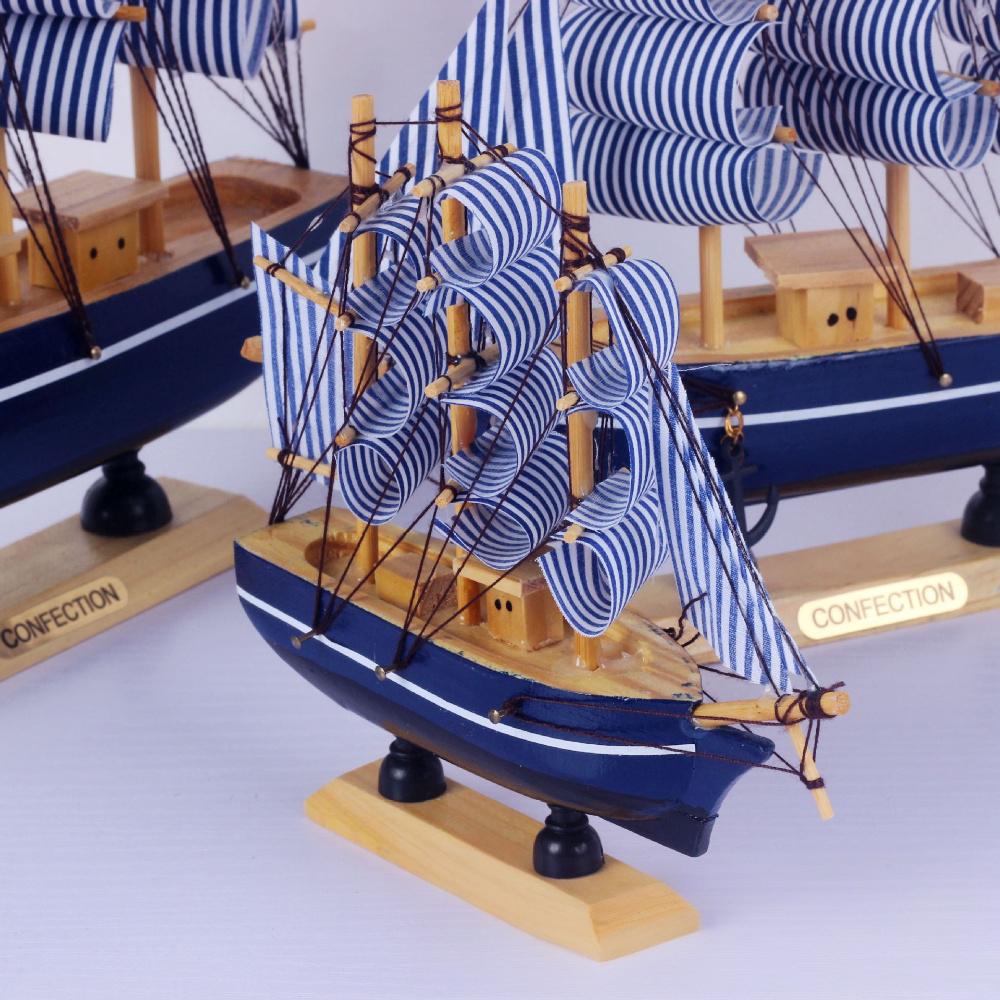 20 cm Mediterranean blue gingham wooden sailboat ornament