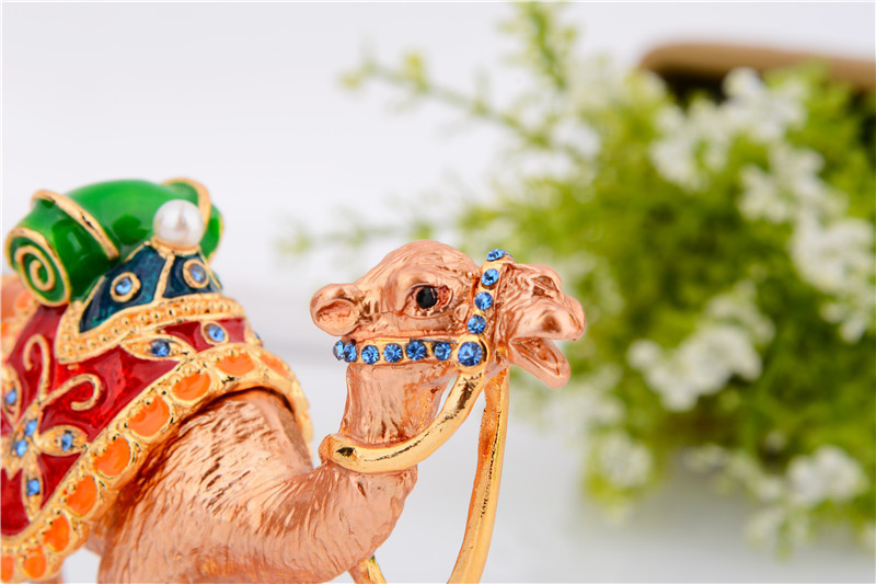 Silk Road camel resin handicraft ornament