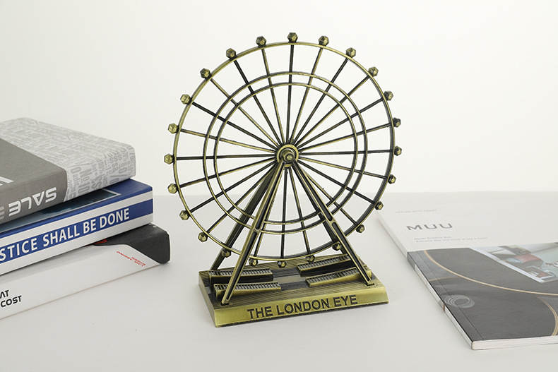 Metal Ferris wheel, construction model, crafts, ornaments