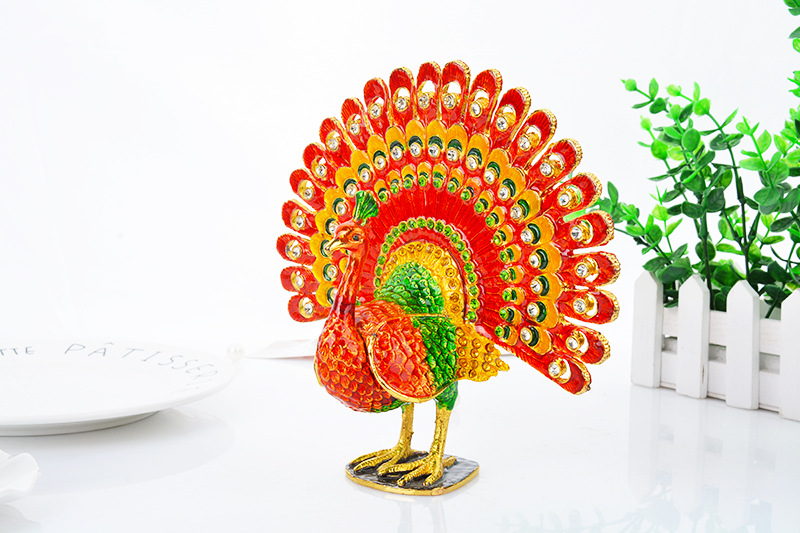 Peacock open screen metal crafts ornaments