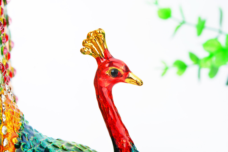 Peacock open screen metal crafts ornaments