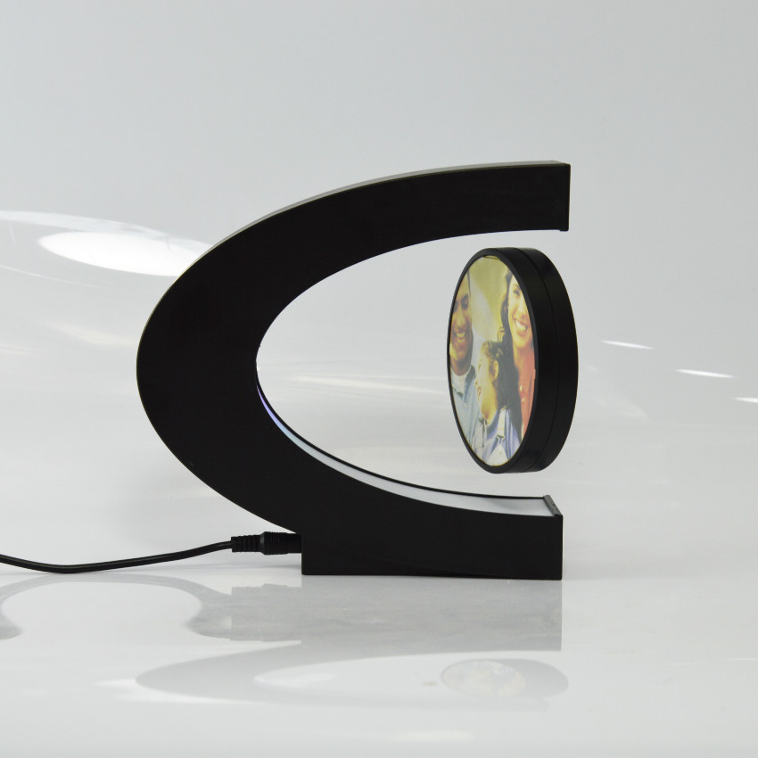 Magnetic levitation C-shaped photo frame craft ornaments