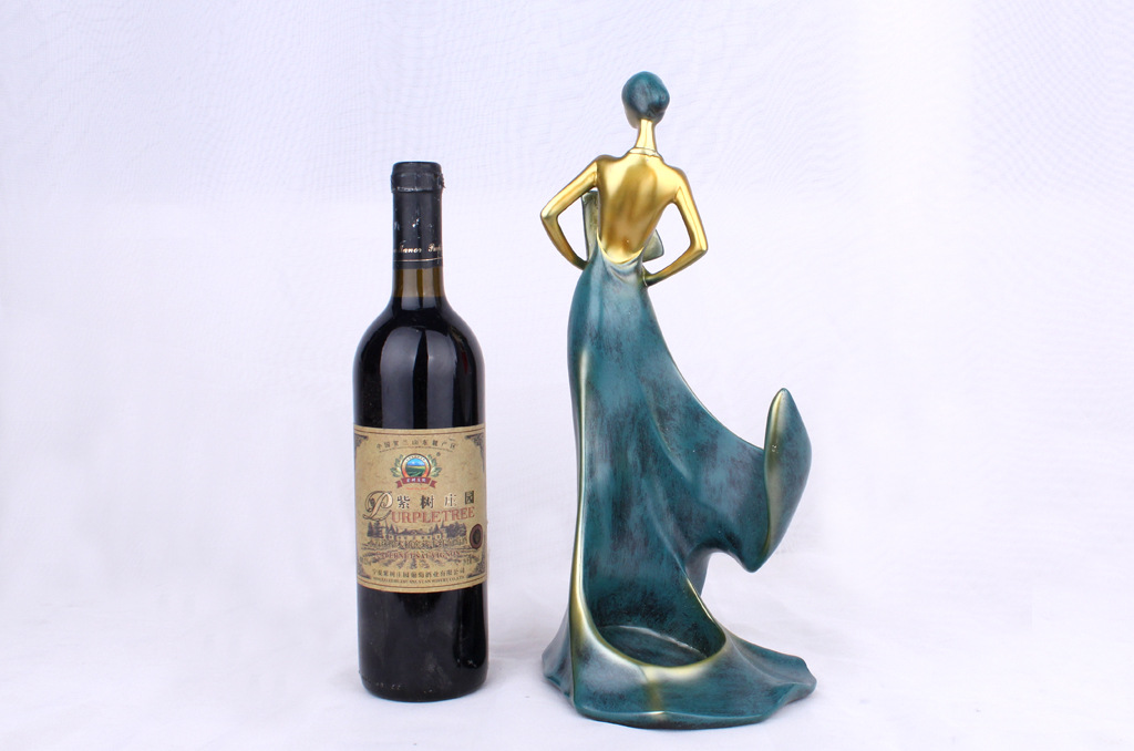 Take a fan shaped like a beautiful woman, red wine shelf, ornaments, resin crafts