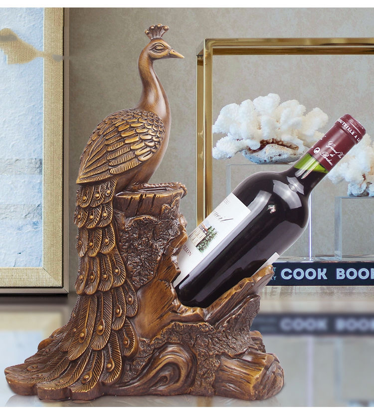Creative peacock red wine shelf, resin, crafts, ornaments