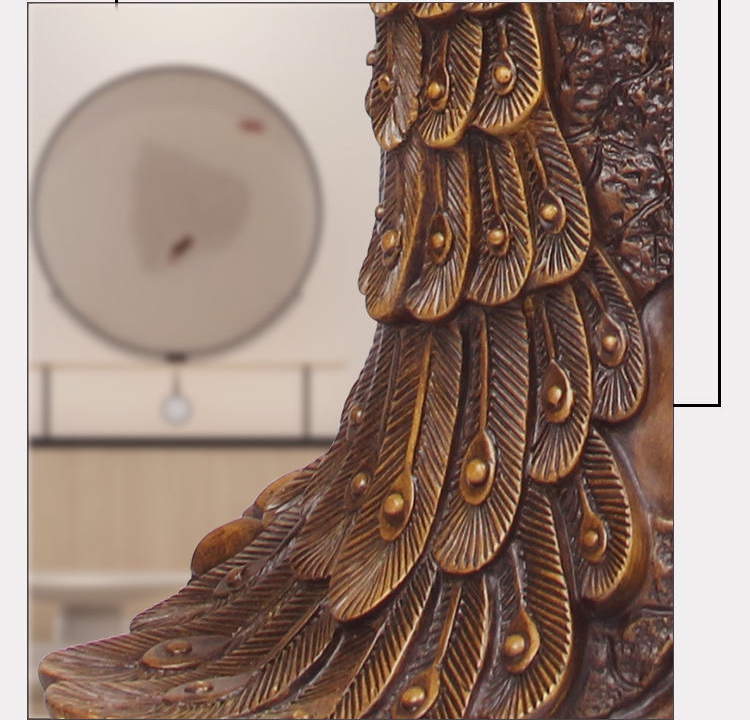 Creative peacock red wine shelf, resin, crafts, ornaments