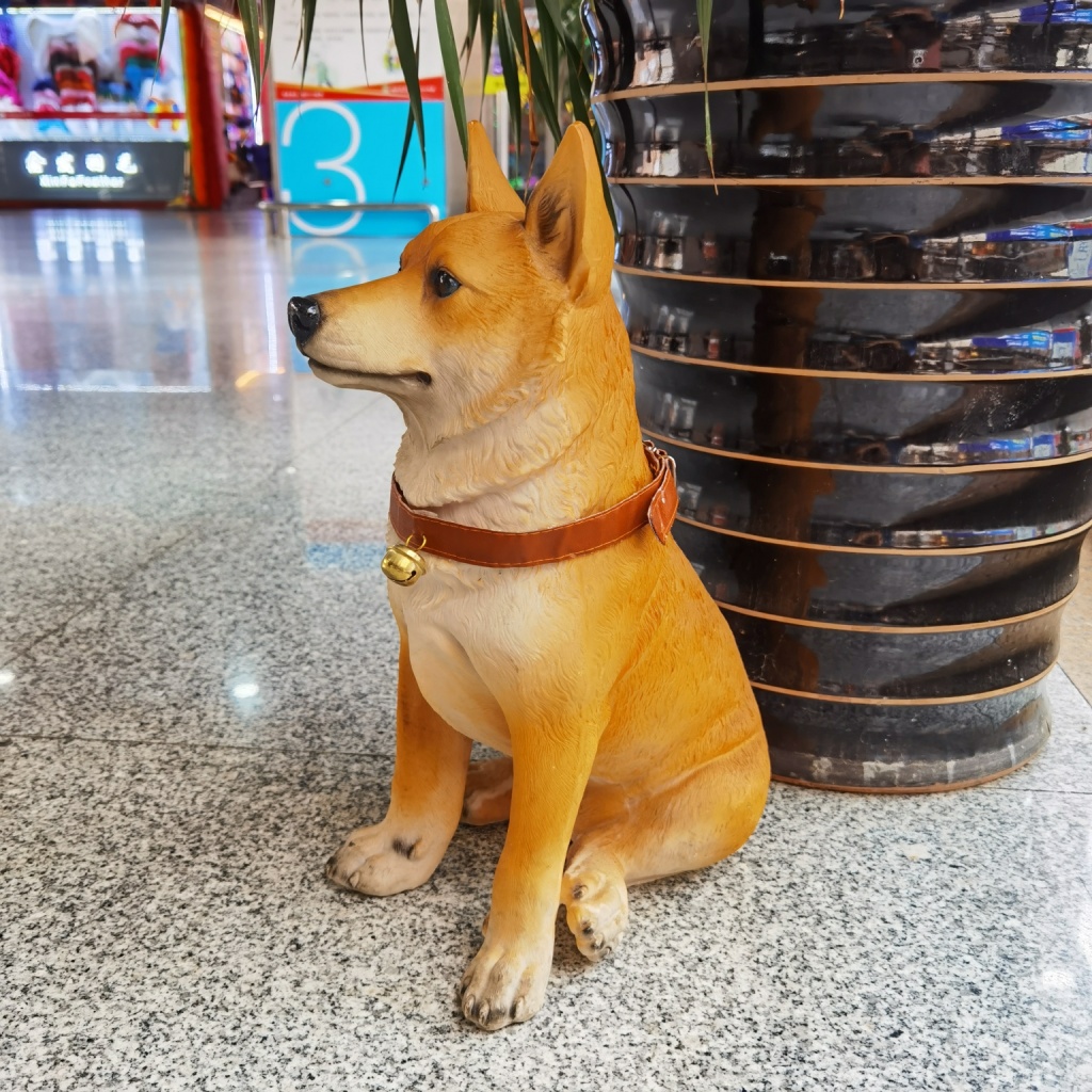 Dog-shaped resin decoration, crafts, ornaments, ornaments