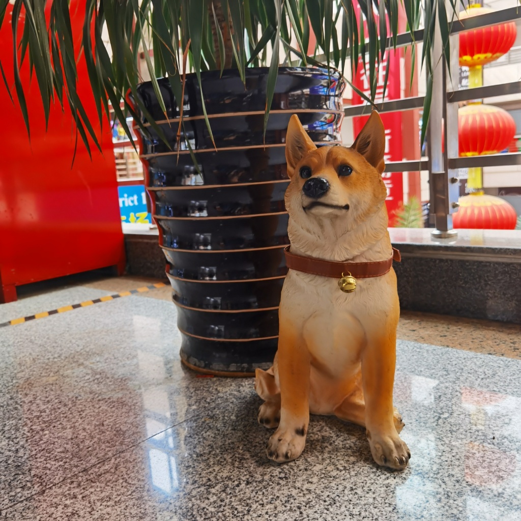 Dog-shaped resin decoration, crafts, ornaments, ornaments